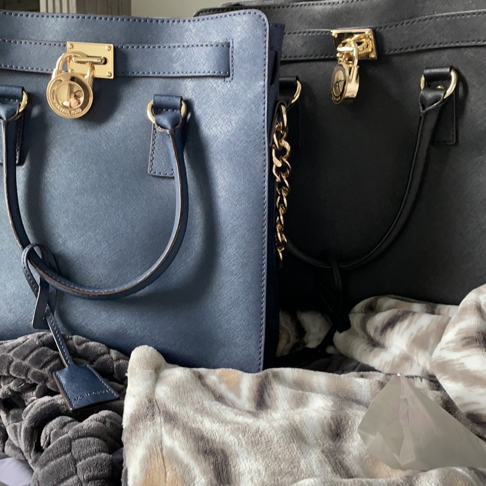 Purse - Picture 5 of 7